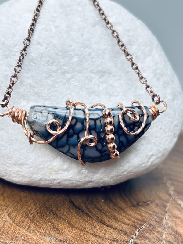 Black Dyed Cracked Agate in Raw Copper Wire - Image 3