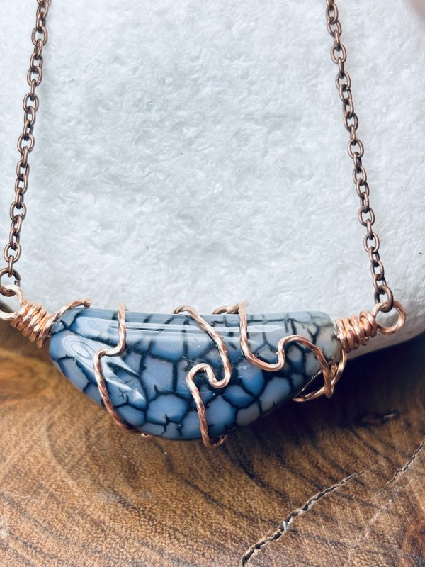 Black Dyed Cracked Agate in Raw Copper Wire - Image 6